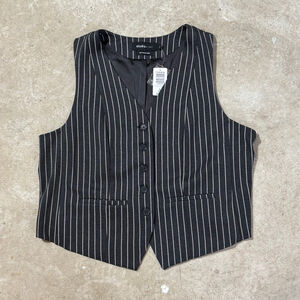 Torrid Studio Luxe Ponte Tailored Vest Women’s Size 3X Pinstripe White Black NWT